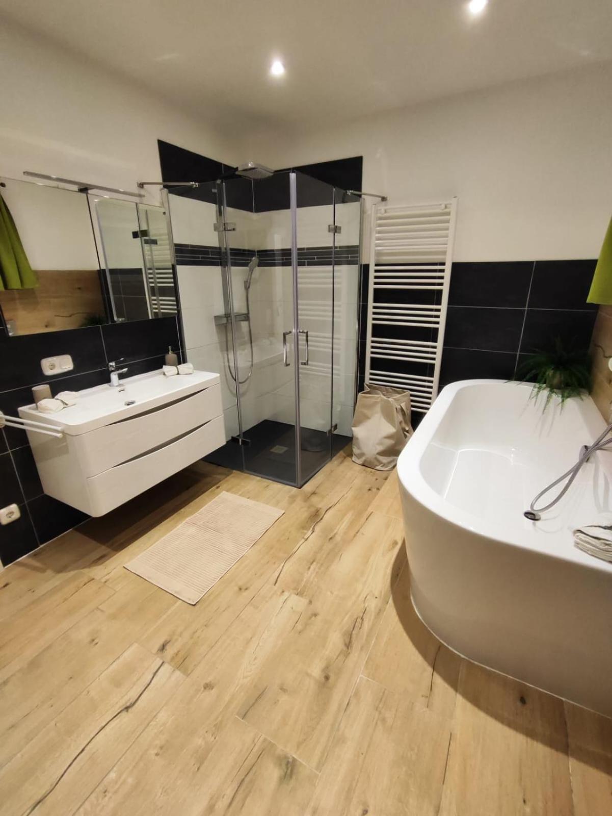 Alex's Apartamento *